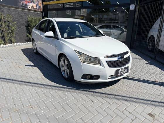 CHEVROLET CRUZE 1.8 LT 16V FLEX 4P AUTOMÁTICO CHEVROLET CRUZE 1.8 LT 16V FLEX 4P AUTOMÁTICO